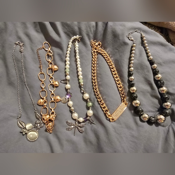 Elegant Gold and Silver Women's Jewelry Set - Picture 1 of 6